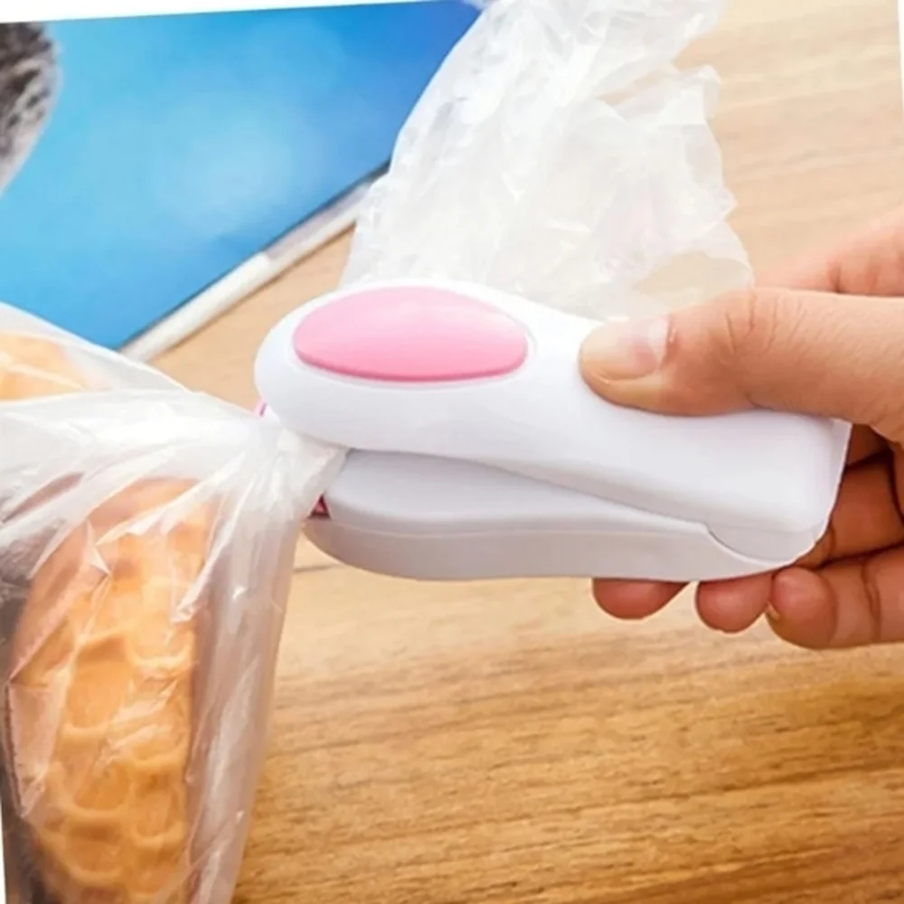 Mini Handheld Heat Bag Sealer, Food Sealer, Plastic Bags Food Saver Storage Pink